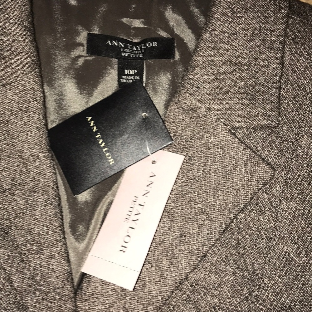 Ann Taylor Blazer Wool NWT Size 10P - Picture 2 of 6